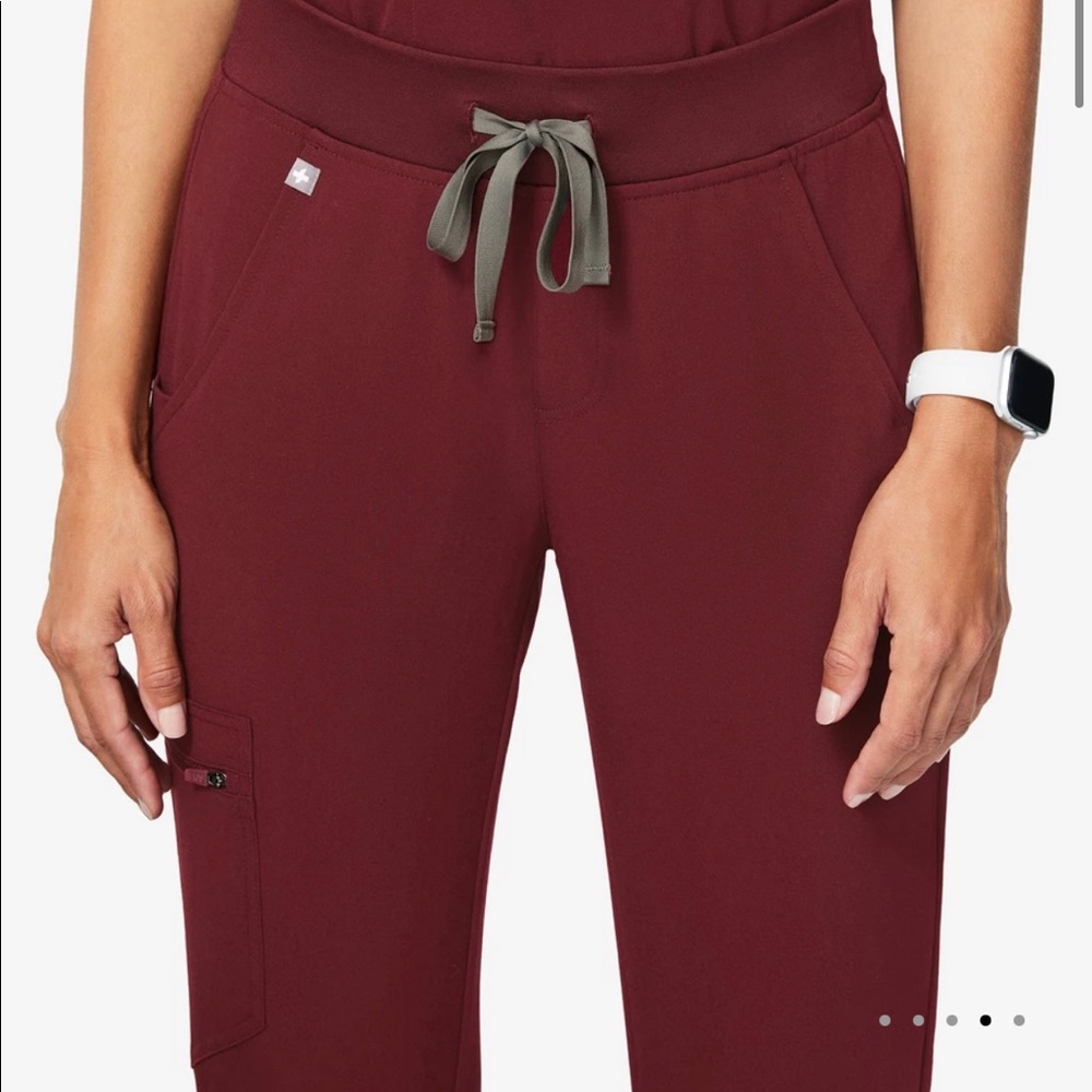Figs Zamora Burgundy Scrub Bottoms XSP